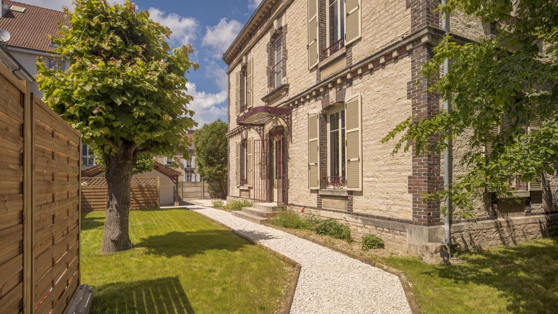 Bonappart 12 - Charme Napoleonien & Confort Troyes Exteriér fotografie